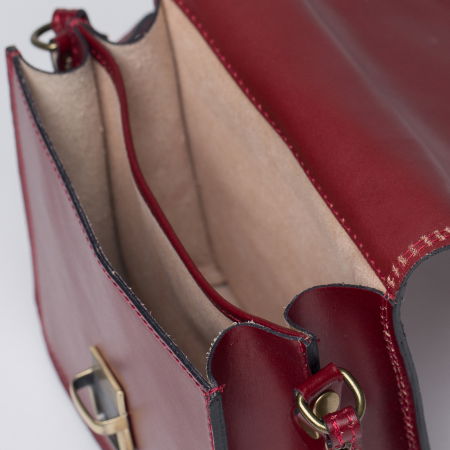 Geanta crossbody bordo din piele naturala, tip postas [2]