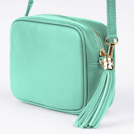 Genți din Piele Naturală - Geanta crossbody verde menta din piele naturala, cu ciucure din piele