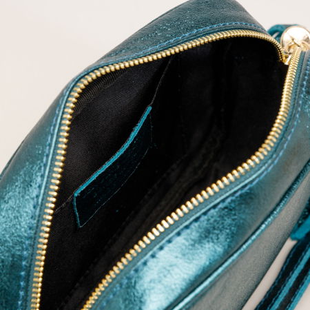 Geanta crossbody turcoaz metalizat din piele naturala, cu ciucure din piele [3]