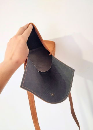 Geanta maro Camel, din piele naturala ,cu bufnita pictata [1]