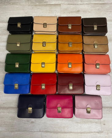 Geanta crossbody maro inchis din piele naturala, tip postas [4]