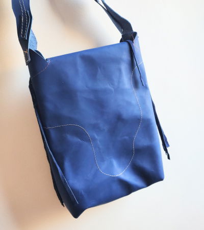 Geanta sac albastru electric,cu pisicuțe  colorate ,din piele naturala [1]