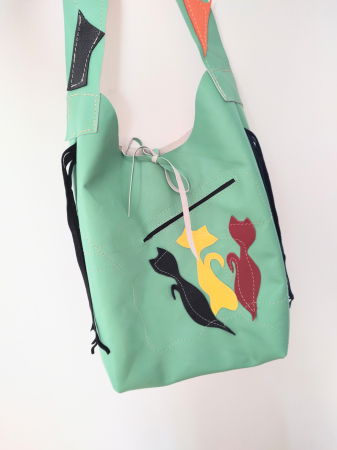 Geanta sac din piele naturala  turcoaz,cu pisicuțe cusute [1]