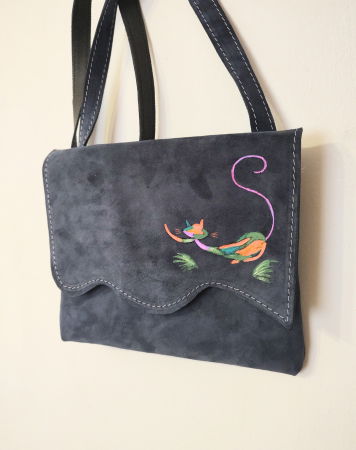 Genți si Plicuri Handmade din Piele - Geanta bleumarin din piele întoarsă, cu pisicuța pictata