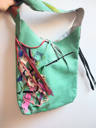 Geanta verde turcoaz  din piele naturala, cu aplicații multicolore ,unicat [1]