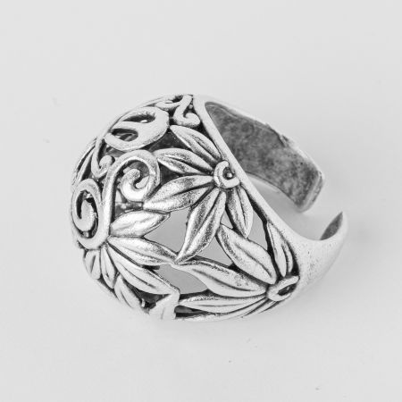 Inele - Inel reglabil bombat, din zamac cu detaliu fluture si frunza