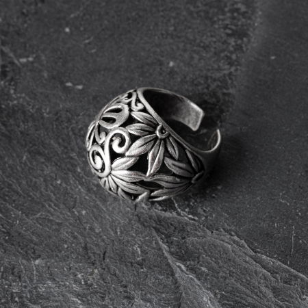 Inel reglabil bombat, din zamac cu detaliu fluture si frunza [3]