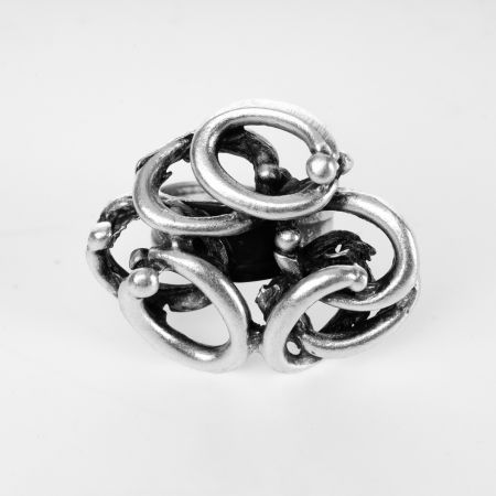 Inele - Inel reglabil din zamac cu forma de cercuri neregulate incolacite