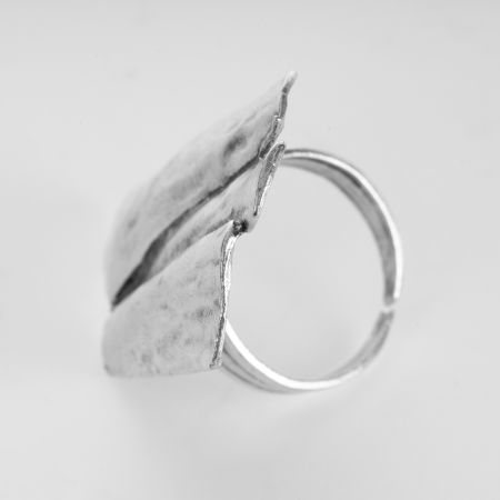 Inel reglabil din zamac cu forma rectangulara neregulata [1]