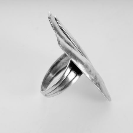 Inel reglabil din zamac cu forma rectangulara neregulata [2]