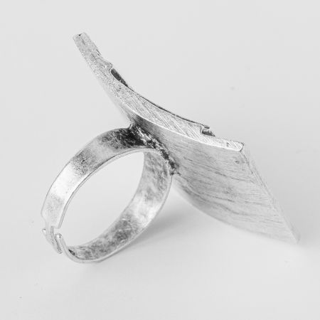 Inel reglabil din zamac cu detaliu frunza [1]