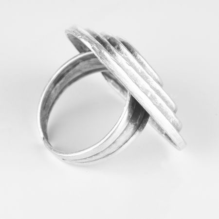 Inel reglabil din zamac cu forma triunghiulara concentrica [1]