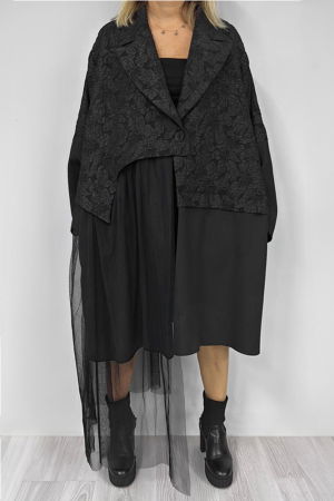 Jacheta teatrala din brocart cu revere si tull, oversize [2]