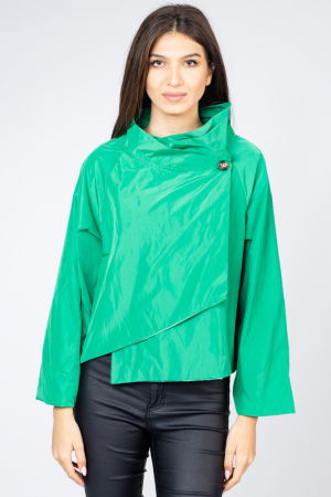 Jacheta scurta din verde smarald, petrecuta in fata [1]