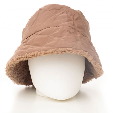 Palarie clos reversibila cu o fata blanita si o fata aspect matlasat, bej [1]