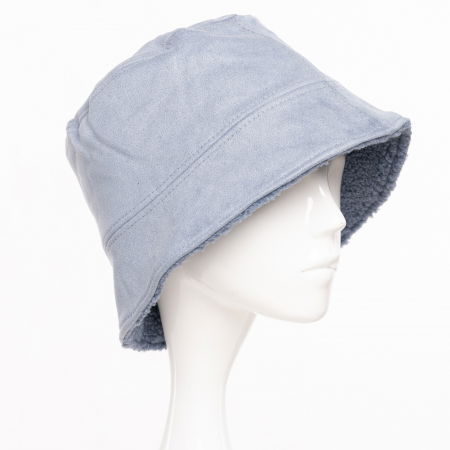 Căciuli - Palarie clos reversibila cu o fata blanita si o fata catifelata, albastru jeans