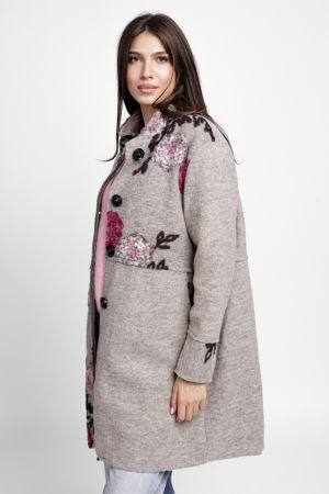 Palton bej, captusit, cu flori colorate, din lana naturala [1]