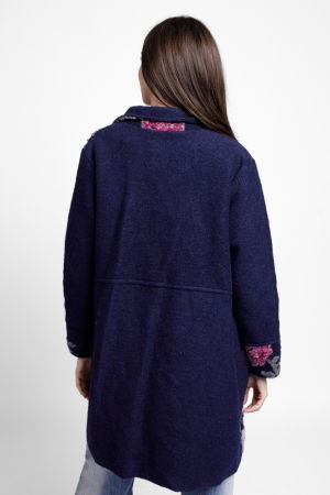 Palton bleumarin, captusit, cu flori colorate, din lana naturala [3]