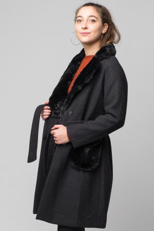 Palton negru din stofa cu buzunare din blana artificiala [1]