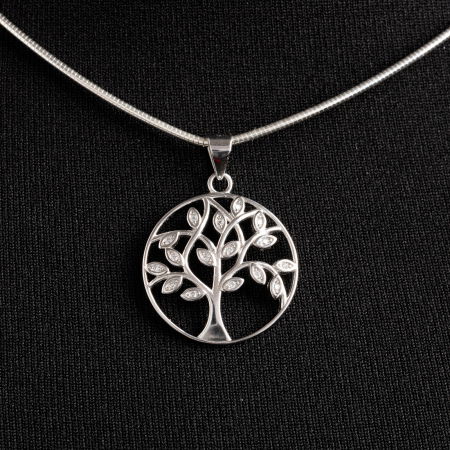 Pandant rotund din argint 925 Pomul Vietii cu pietricele albe de cubic zirconia [2]
