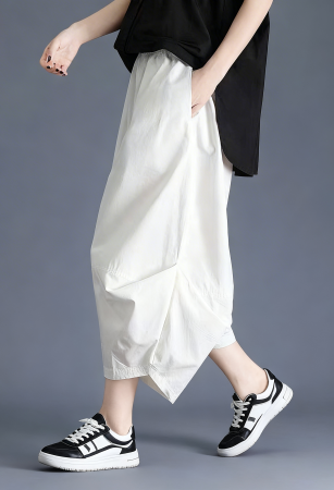 Îmbracaminte Noutați - Pantaloni balon cu drapaj lateral, stil japonez, albi