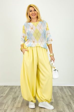 NOU IN SHOPIKA - Pantaloni galbeni cu croiala bufanta de efect