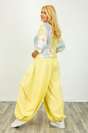 Pantaloni galbeni cu croiala bufanta de efect [2]