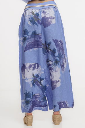 Pantaloni largi de vara, masura mare, din in albastru lavanda cu imprimeu flori albastre [3]