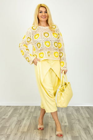 Pantaloni galbeni cu design urban petrecut cu nasture [2]