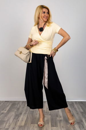 NOU IN SHOPIKA - Pantaloni negri cu croiala balon si curea cu esarfa