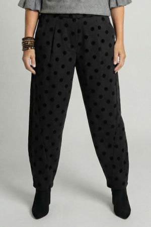 Pantaloni negri lejeri cu imprimeu buline subtil emosate – croi relaxat, talie confortabila [1]