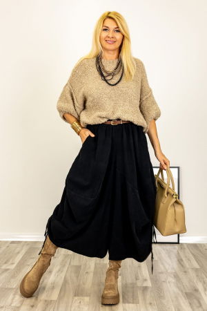 Pantaloni de Damă - Pantaloni negri tip salvari cu design urban si șireturi laterale, din raiat subtire