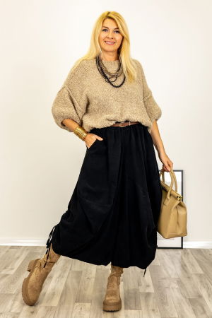 Pantaloni negri tip salvari cu design urban si șireturi laterale, din raiat subtire [4]