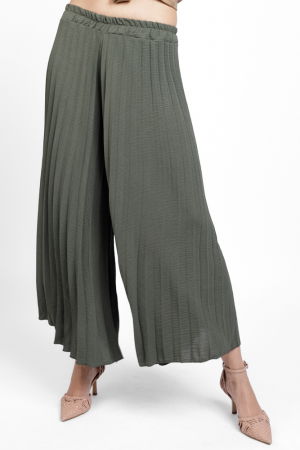 Pantaloni casual - Pantaloni plisati, largi si drepti, kaki