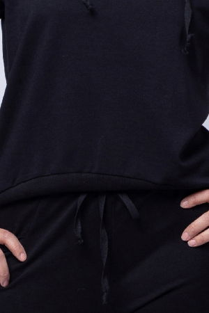 Pantaloni negri sport din vascoza cu buzunare laterale [2]