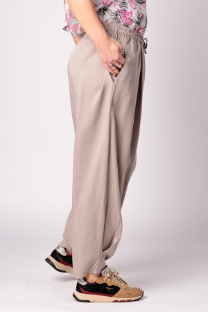 Pantaloni bej, masura mare, din tencel, cu siret [2]