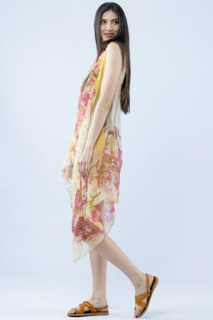 Pareo plaja din material plisat matasos si usor, imprimeu pastelat galben si roz pe fond bej [3]