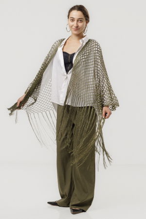 Poncho kaki din plasa cu fir auriu si franjuri lungi [4]