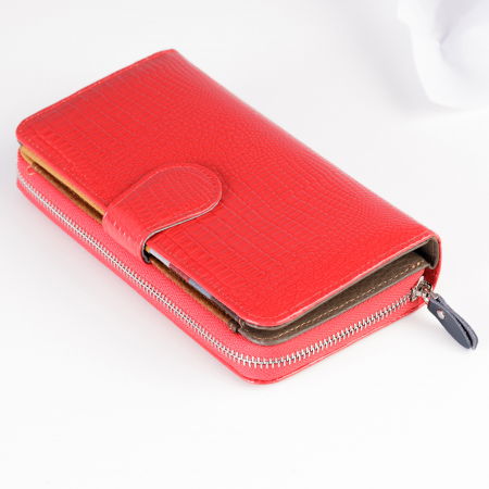 Portofele - Portofel din piele naturala lucioasa, cu aspect piele de sarpe si prindere cu capsa exterioara, rosu