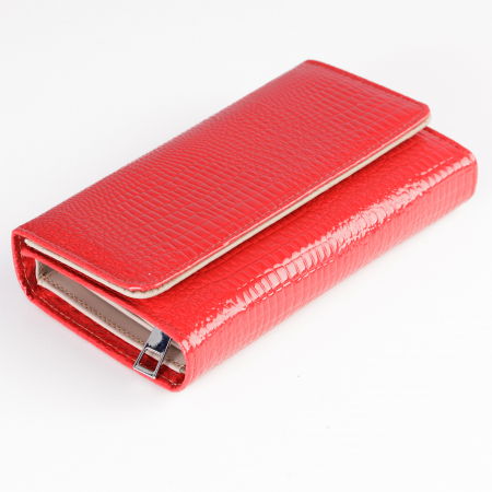 Portofel din piele naturala lucioasa, cu aspect piele de sarpe si prindere cu capsa, rosu [1]