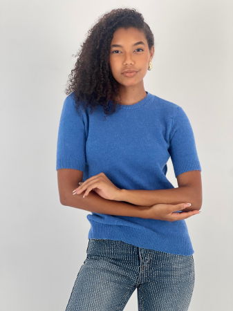 Pulovere - Pulover moale si fin cu maneca scurta, la baza gatului, bleu