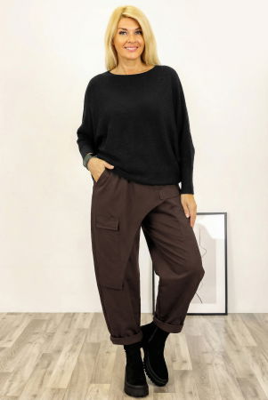 Pulovere - Pulover cu maneci fluture si perlute fine pe spate din vascoza, negru