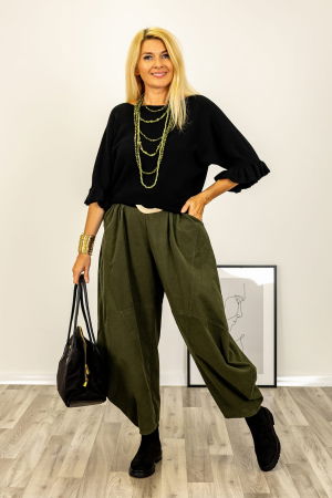 Pulover cu maneci scurte si volane la mansete din vascoza, negru [4]