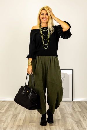 Pulover cu maneci scurte si volane la mansete din vascoza, negru [2]