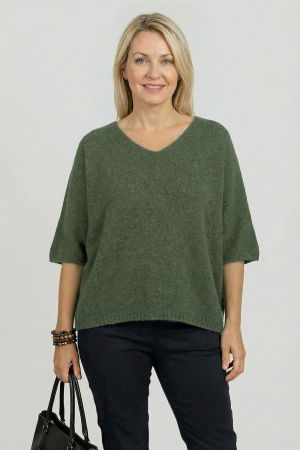 Pulovere - Pulover pufos cu alpaca, oversize cu maneca fluture, verde pastelat