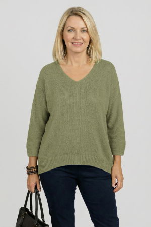 ÎMBRĂCĂMINTE - Pulover pufos verde prafuit cu decolteu in V si maneca fluture