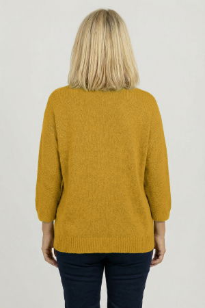 Pulover pufos mustar cu decolteu in V si maneca fluture [2]