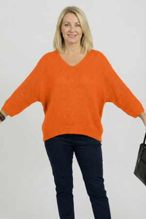 Pulover pufos portocaliu cu decolteu in V si maneca fluture [1]