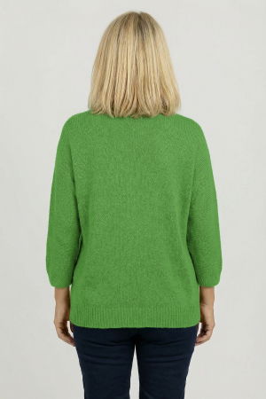 Pulover pufos verde deschis cu decolteu in V si maneca fluture [2]