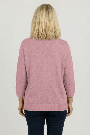 Pulover pufos roz prafuit cu decolteu in V si maneca fluture [2]